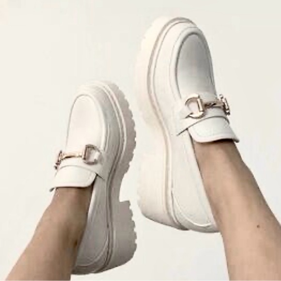 Steve Madden Approach White Platform Loafers | 36 - Picture 5 of 9